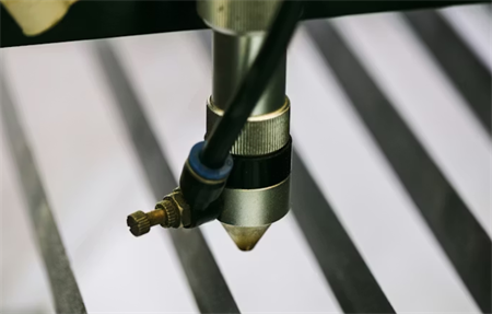 সরাসরি অংশ marki